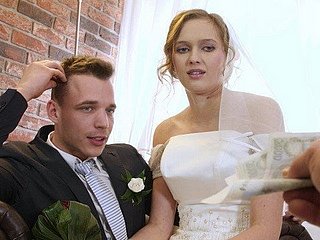 VIP4K. Spoken for couple decides with regard to play up perform brideвЂ™s pussy in fine