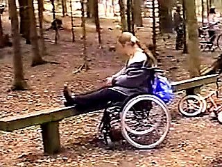 Disabled girl is still sexy.flv