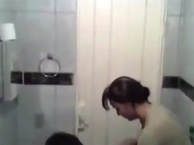 Suffocating Cam ванной секс