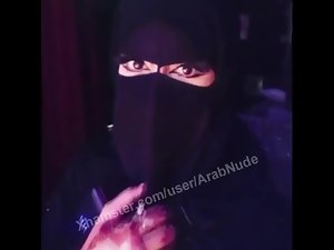 Sexy arab niqab manifestation saudi khalij face!
