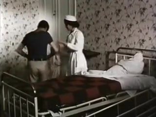 Bon sexe chaud dans chilling salle d'hôpital