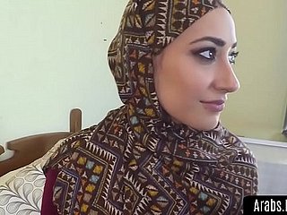 beautys Arab pussy berbulu penuh dengan zakar
